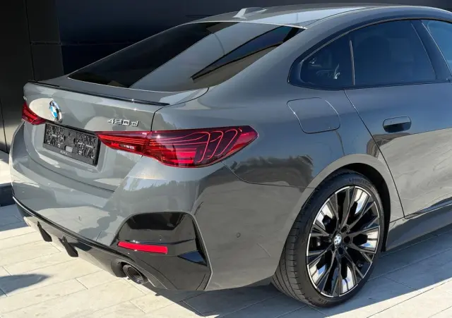 BMW Seria 4 420d xDrive Sport-Aut M Sport