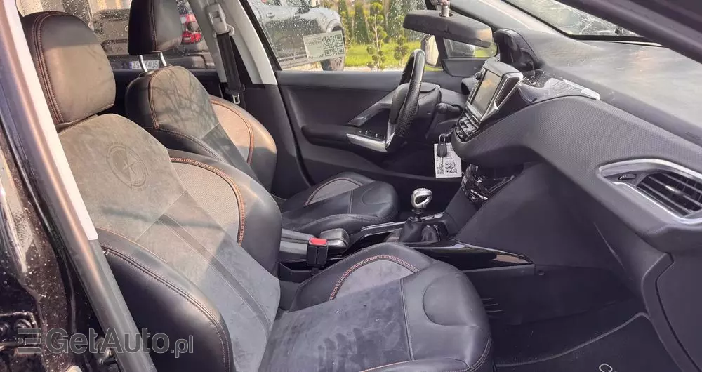 PEUGEOT 2008 PureTech 130 GPF Stop&Start Crossway