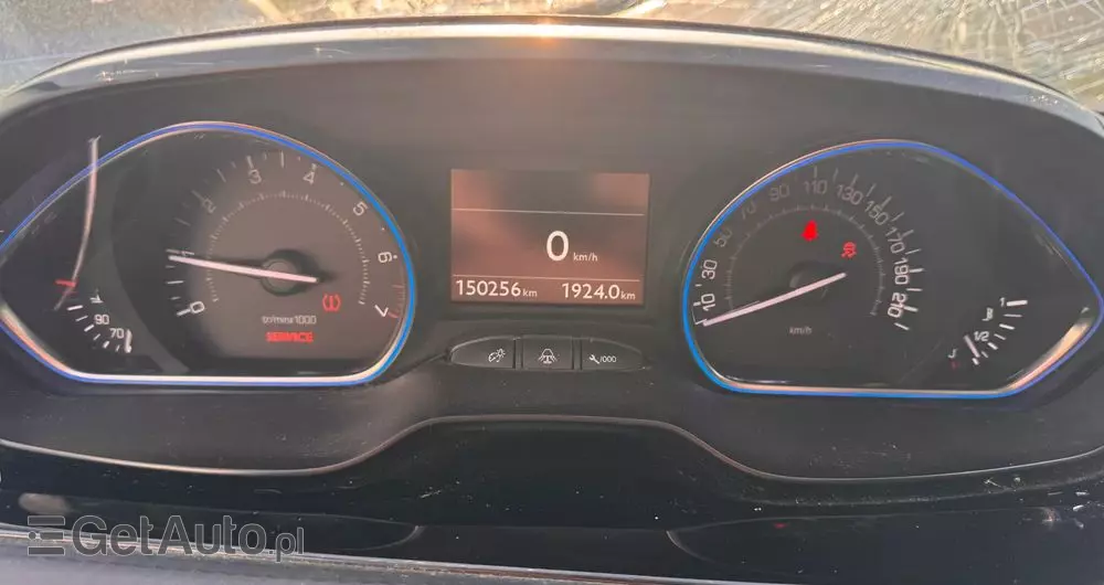 PEUGEOT 2008 PureTech 130 GPF Stop&Start Crossway