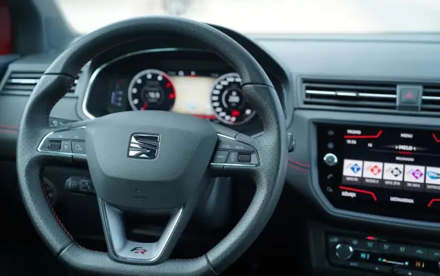 SEAT Arona 1.0 TSI OPF FR Black Edition