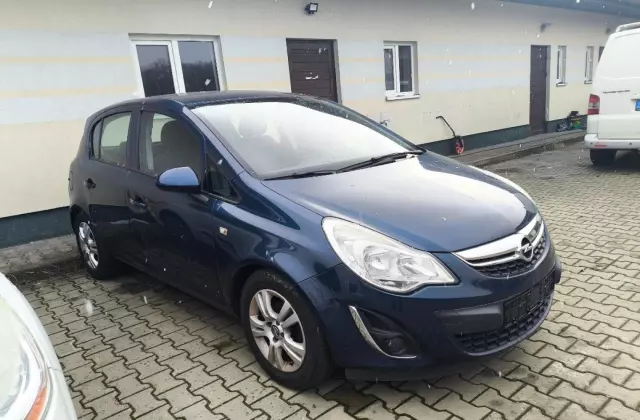 OPEL Corsa 