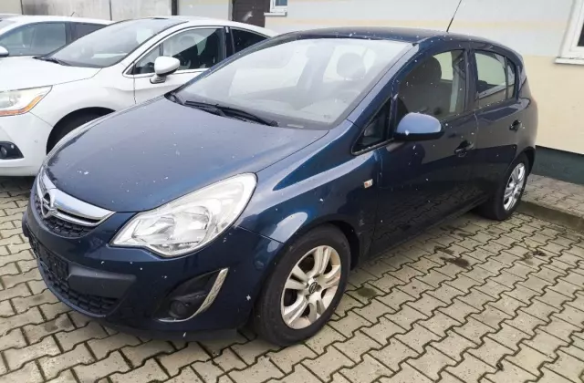 OPEL Corsa 