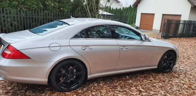 MERCEDES-BENZ CLS 