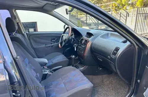 MITSUBISHI Carisma 