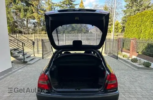 MITSUBISHI Carisma 