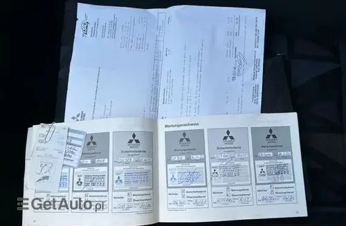MITSUBISHI Carisma 
