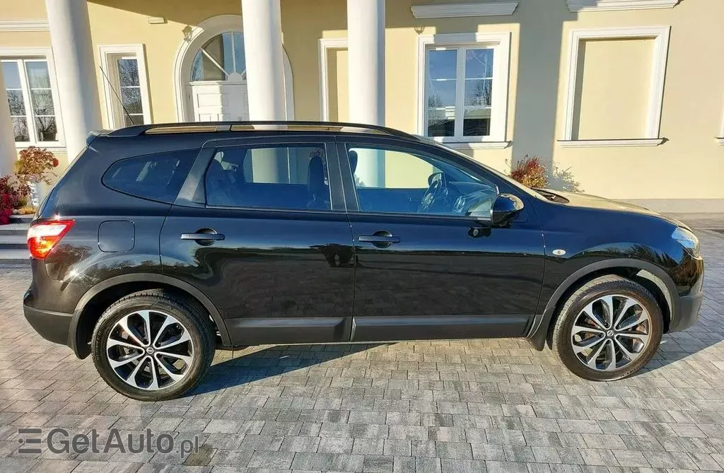 NISSAN Qashqai+2 