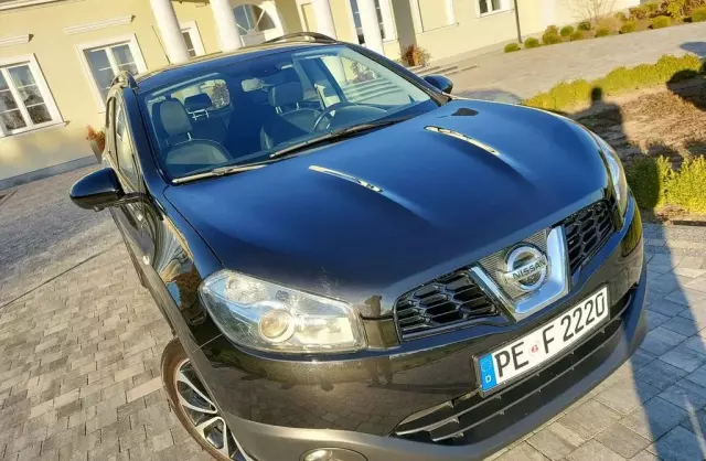 NISSAN Qashqai+2 