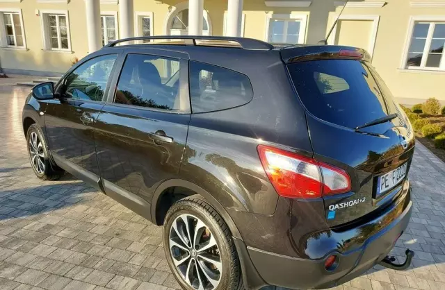 NISSAN Qashqai+2 
