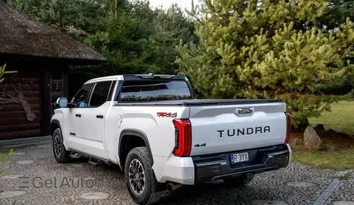 TOYOTA Tundra 