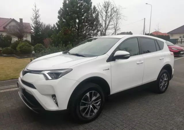TOYOTA RAV4 