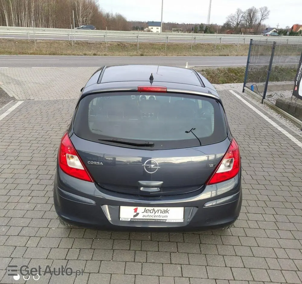 OPEL Corsa 