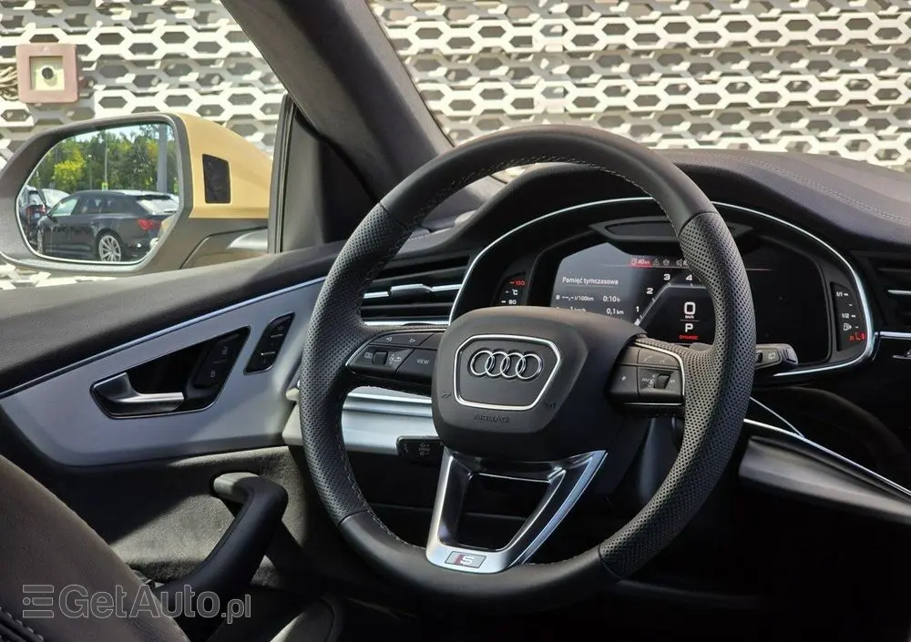 AUDI Q8 50 TDI quattro tiptronic