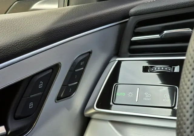 AUDI Q8 50 TDI quattro tiptronic