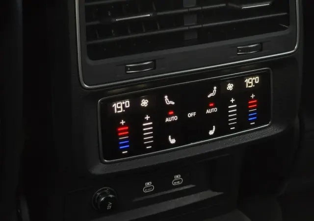 AUDI Q8 50 TDI quattro tiptronic