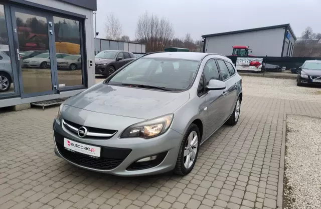 OPEL Astra 1.4 Turbo (120 KM)