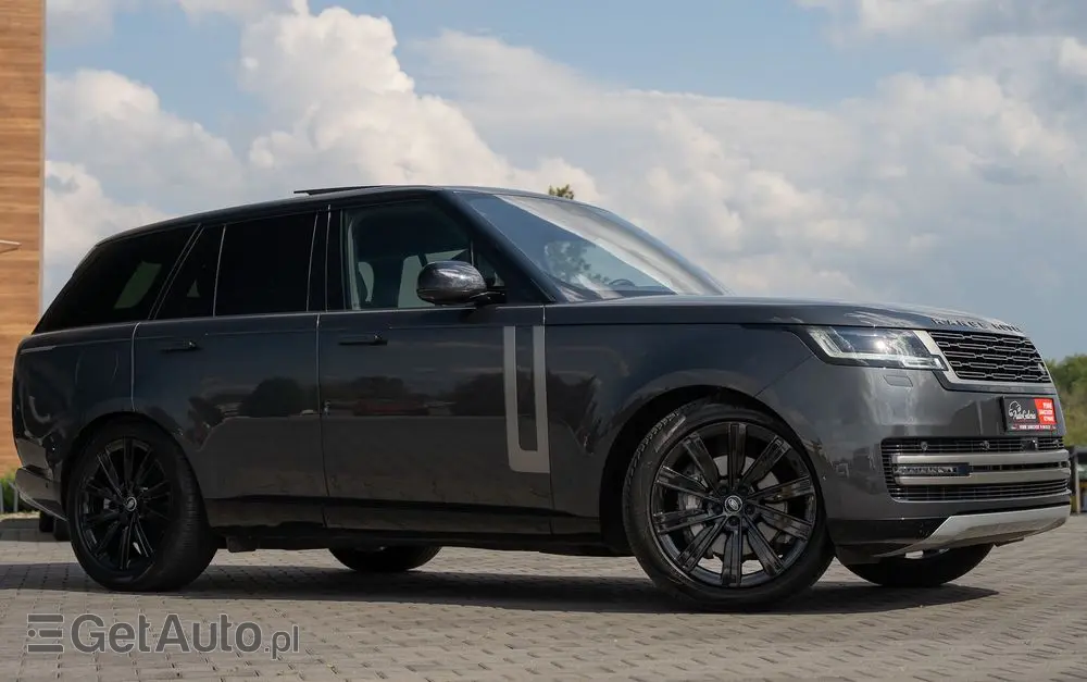 LAND ROVER Range Rover D300 HSE