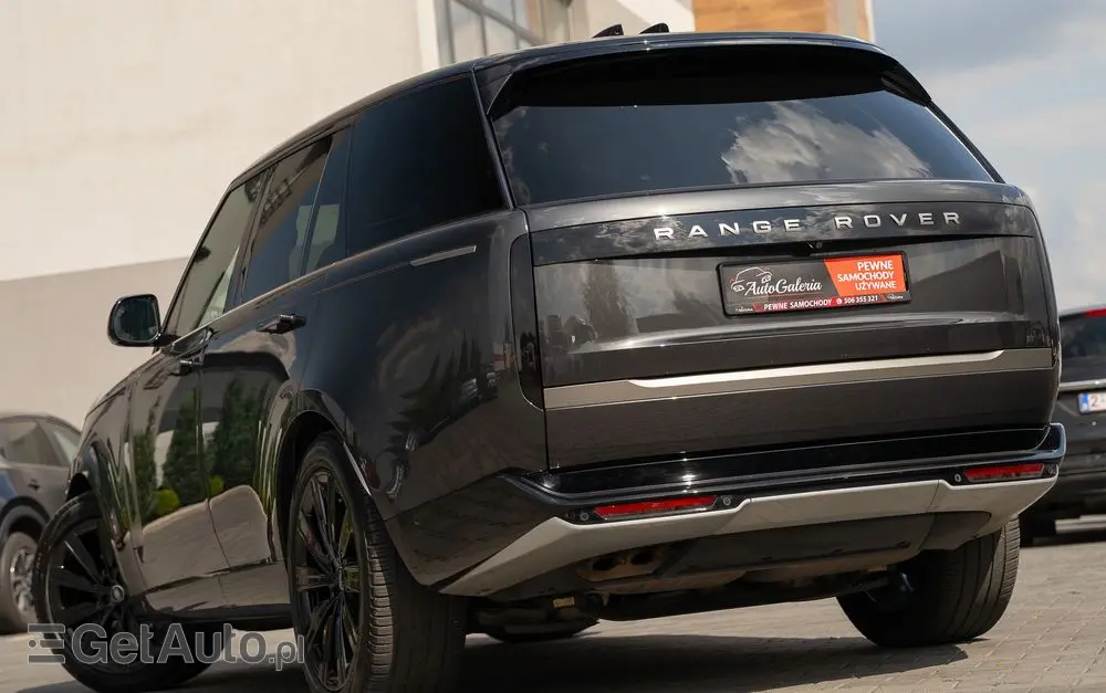 LAND ROVER Range Rover D300 HSE
