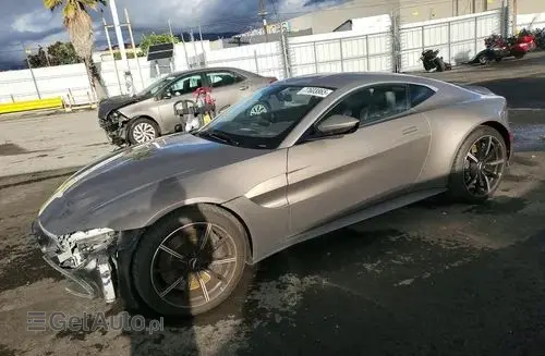 ASTON MARTIN Vantage 