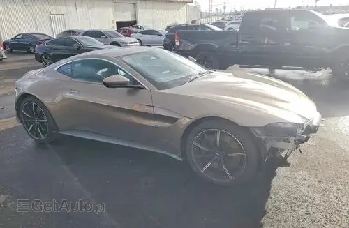 ASTON MARTIN Vantage 