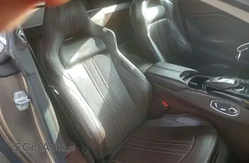 ASTON MARTIN Vantage 