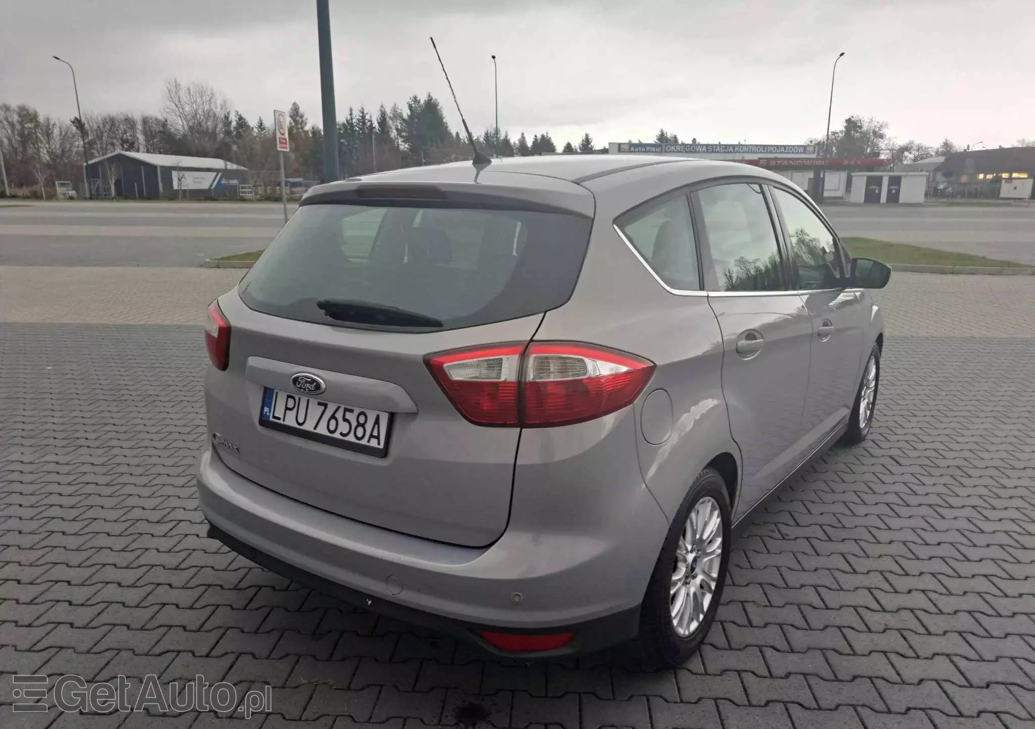 FORD C-MAX 1.6 Titanium
