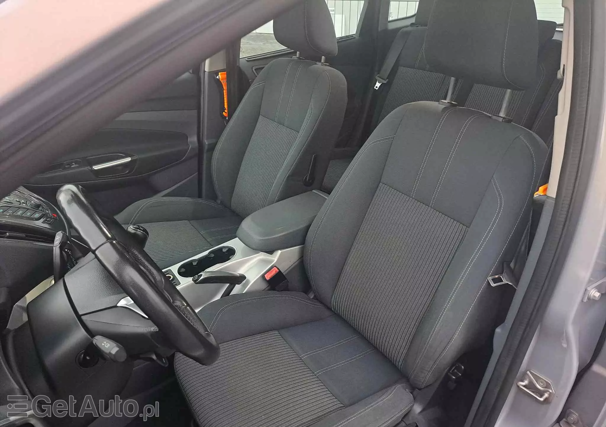 FORD C-MAX 1.6 Titanium