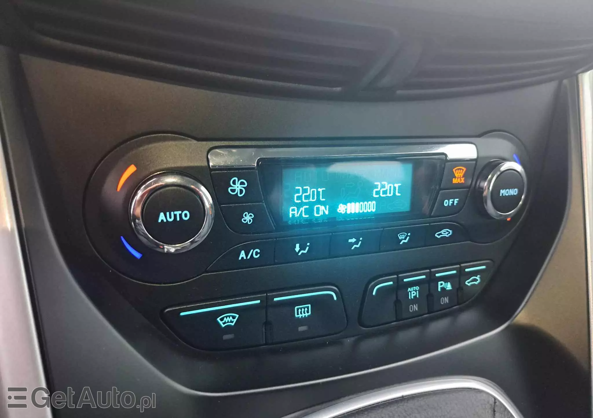 FORD C-MAX 1.6 Titanium