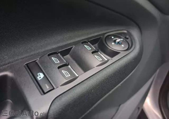 FORD C-MAX 1.6 Titanium