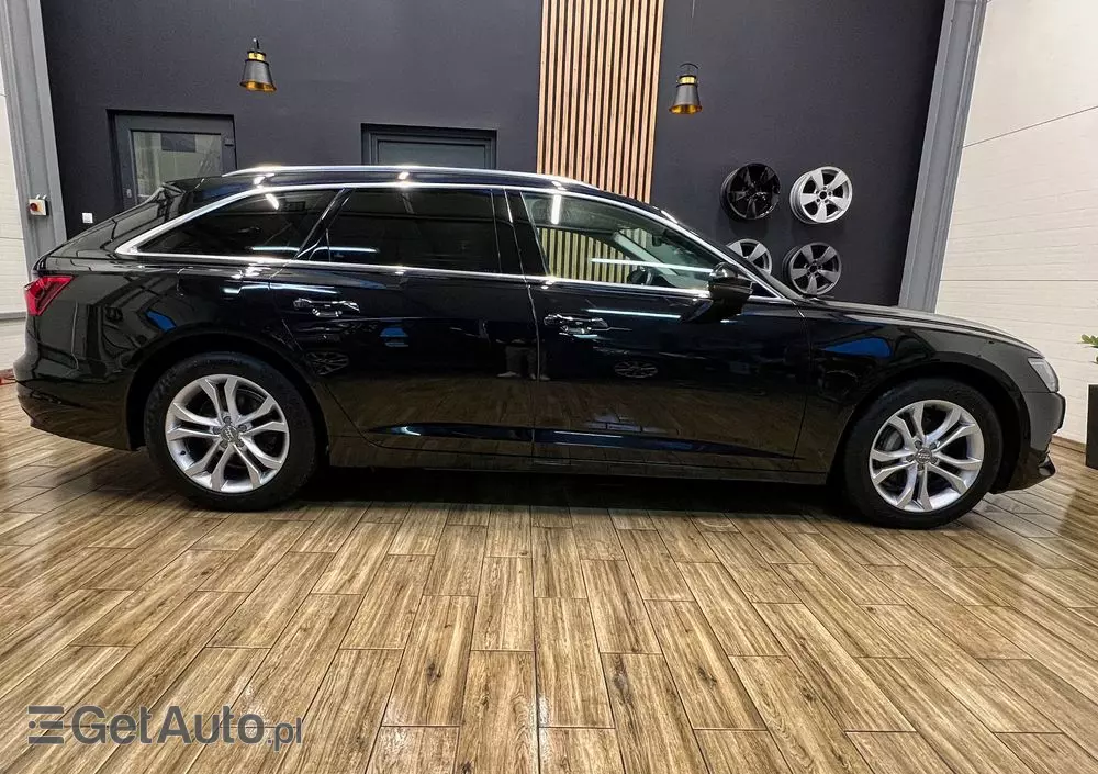 AUDI A6 Avant 40 TDI S tronic