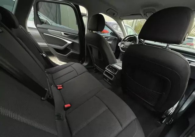 AUDI A6 Avant 40 TDI S tronic