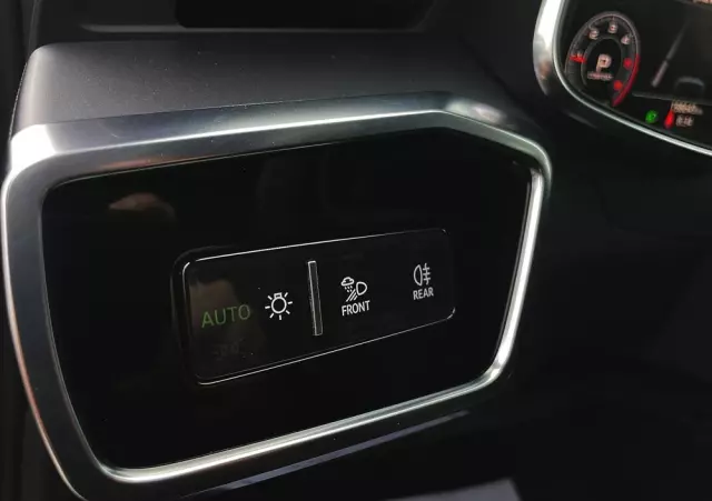 AUDI A6 Avant 40 TDI S tronic