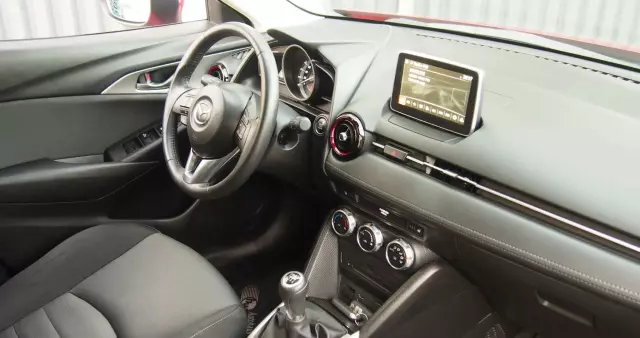 MAZDA CX-3 SKYACTIV-G 120 SKYACTIV-Drive FWD Sports-Line