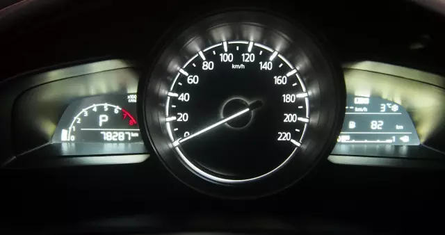 MAZDA CX-3 SKYACTIV-G 120 SKYACTIV-Drive FWD Sports-Line