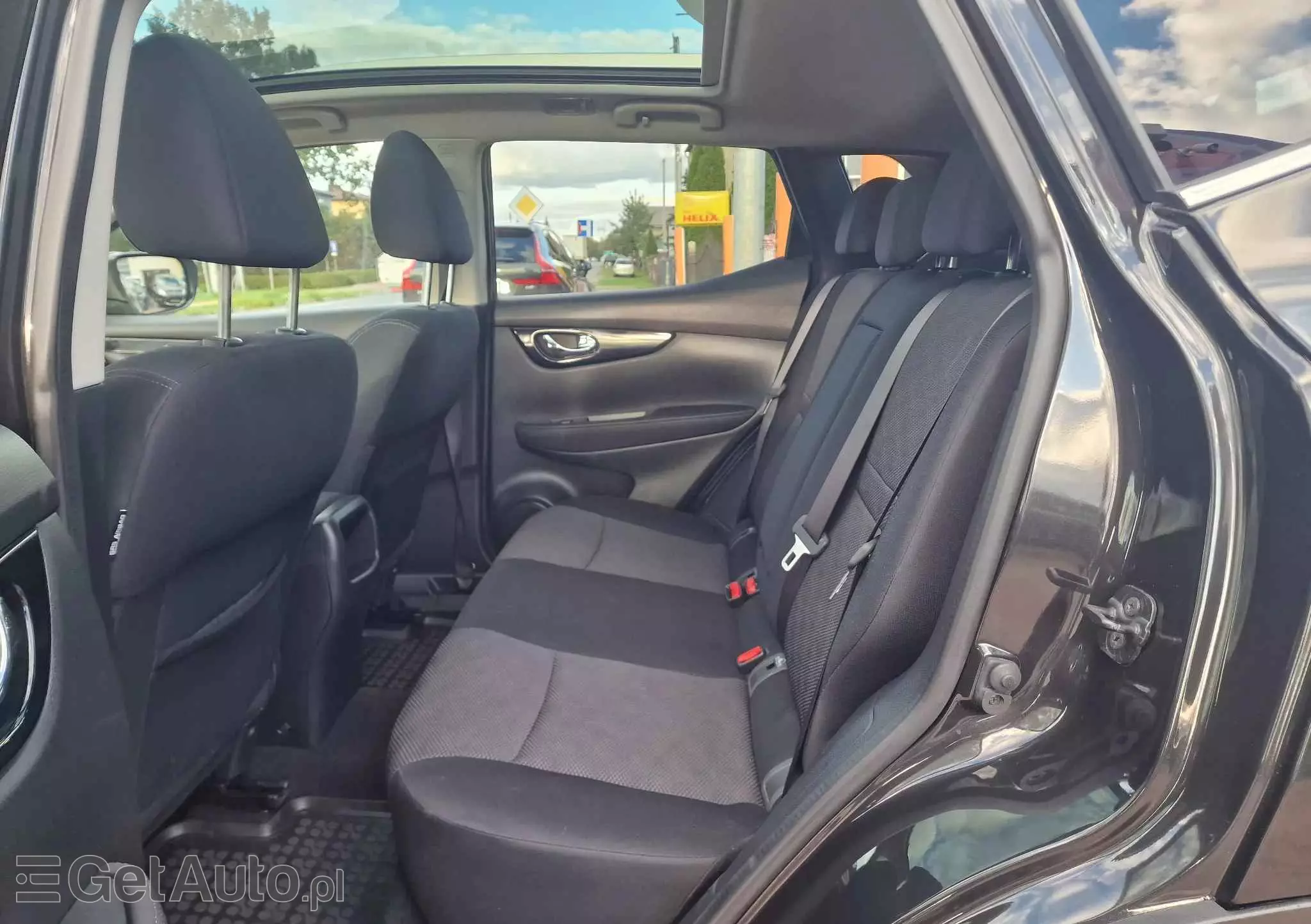 NISSAN Qashqai 1.6 DIG-T N-Connecta