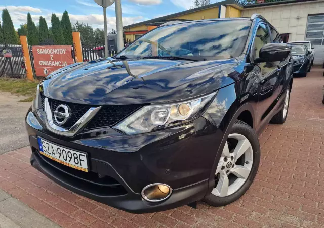NISSAN Qashqai 1.6 DIG-T N-Connecta