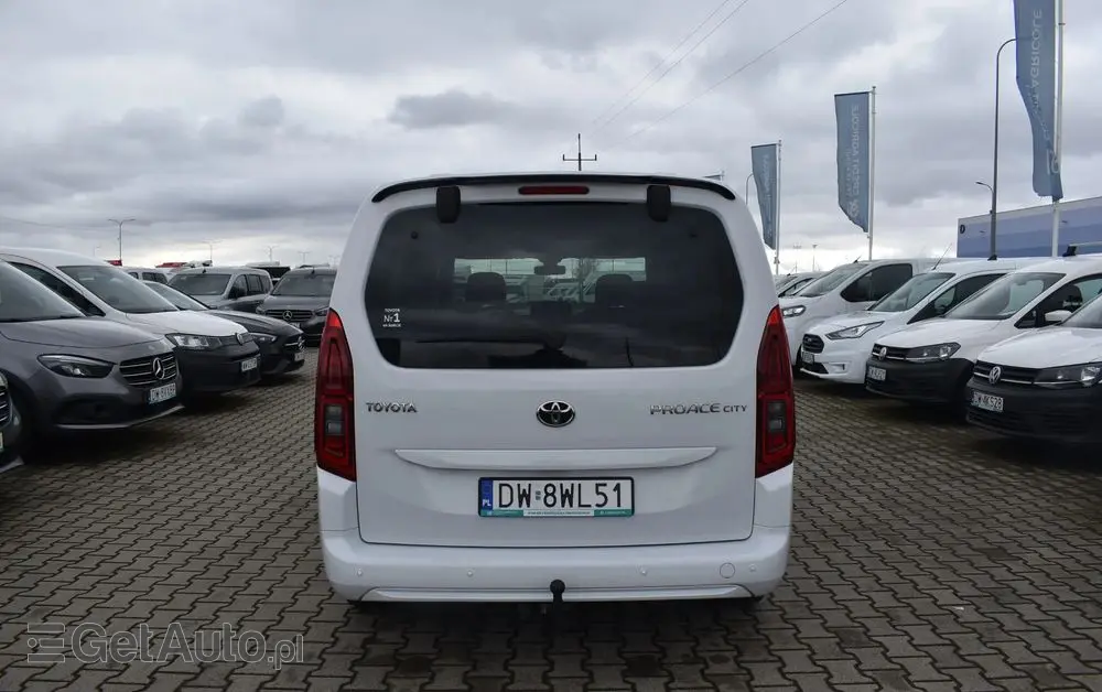 TOYOTA Proace City Verso 1.5 D-4D Business