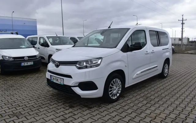 TOYOTA Proace City Verso 1.5 D-4D Business