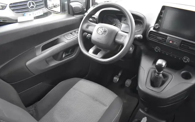 TOYOTA Proace City Verso 1.5 D-4D Business