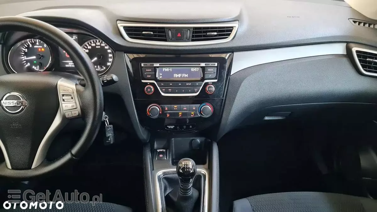 NISSAN Qashqai 1.2 DIG-T Acenta
