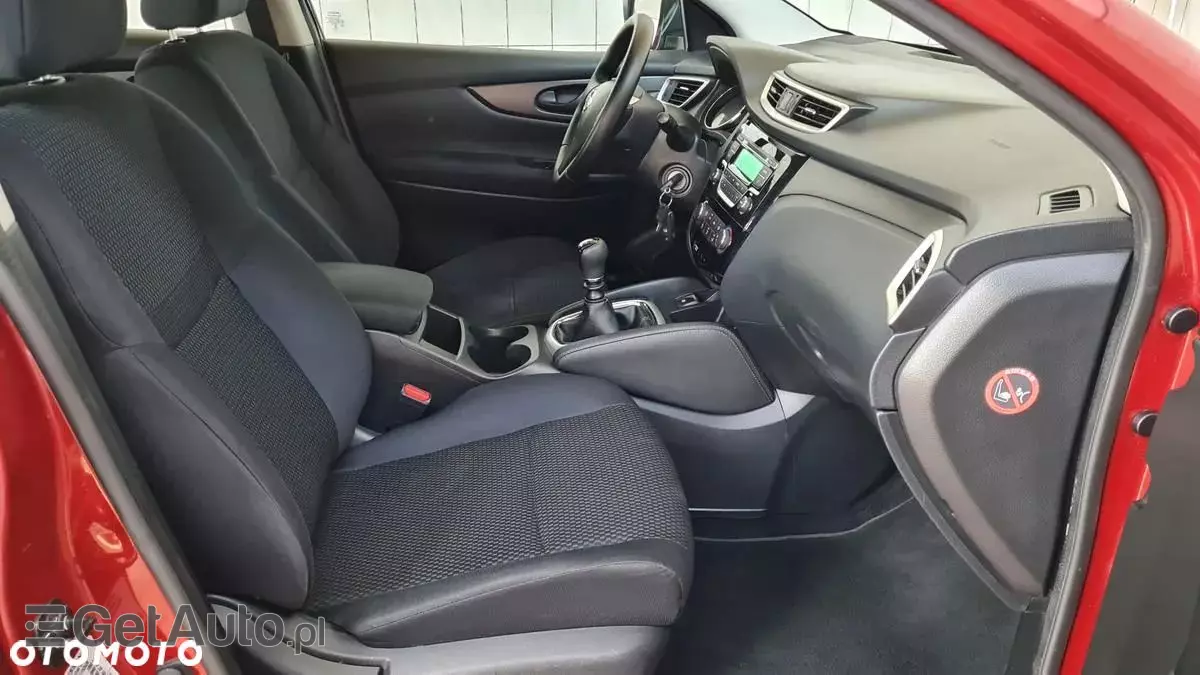 NISSAN Qashqai 1.2 DIG-T Acenta