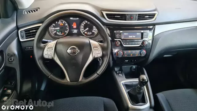NISSAN Qashqai 1.2 DIG-T Acenta