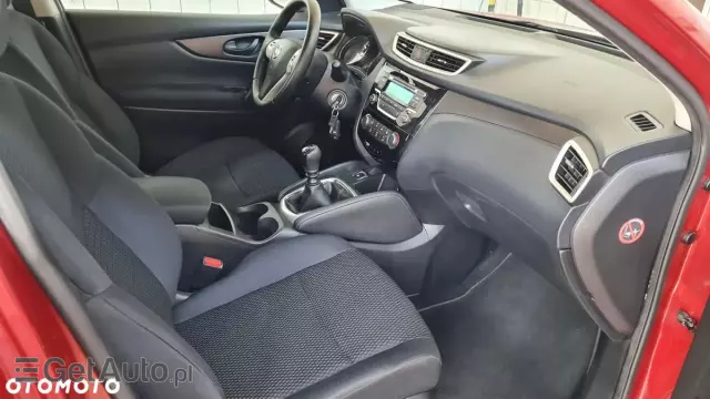 NISSAN Qashqai 1.2 DIG-T Acenta