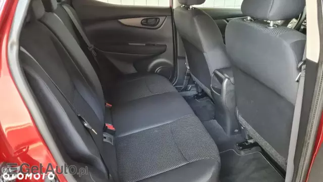 NISSAN Qashqai 1.2 DIG-T Acenta