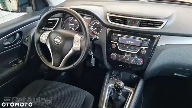 NISSAN Qashqai 1.2 DIG-T Acenta