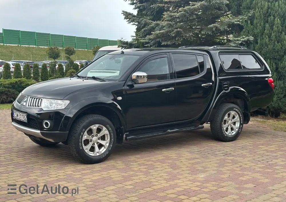 MITSUBISHI L200 Pick Up 4x4 S&S Double Cab SUV-Star