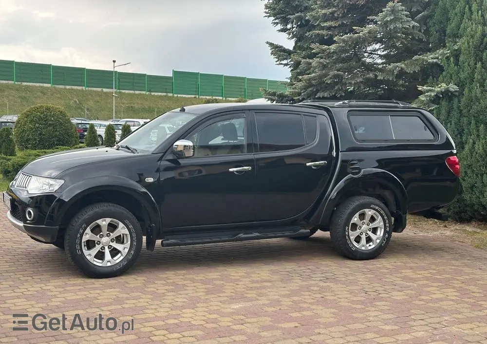 MITSUBISHI L200 Pick Up 4x4 S&S Double Cab SUV-Star