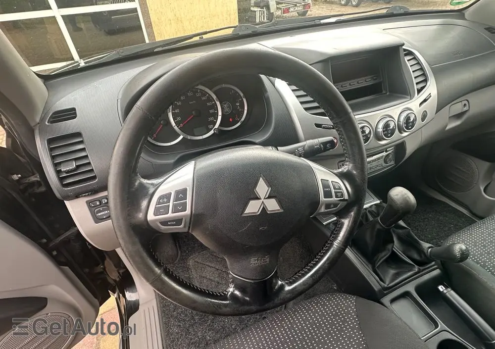 MITSUBISHI L200 Pick Up 4x4 S&S Double Cab SUV-Star