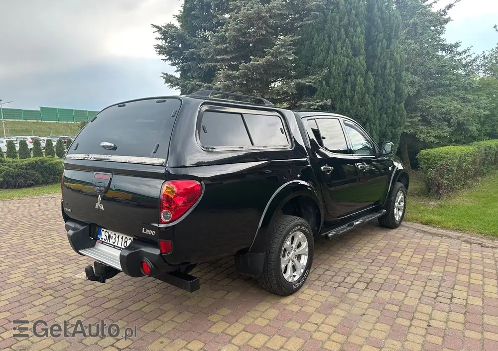 MITSUBISHI L200 Pick Up 4x4 S&S Double Cab SUV-Star