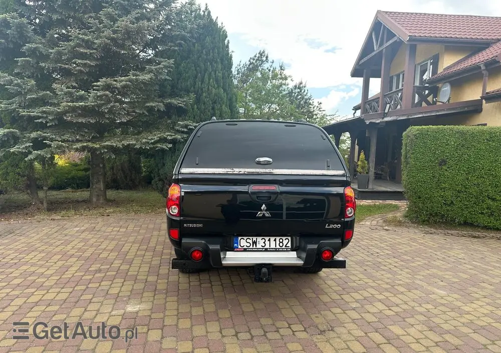 MITSUBISHI L200 Pick Up 4x4 S&S Double Cab SUV-Star